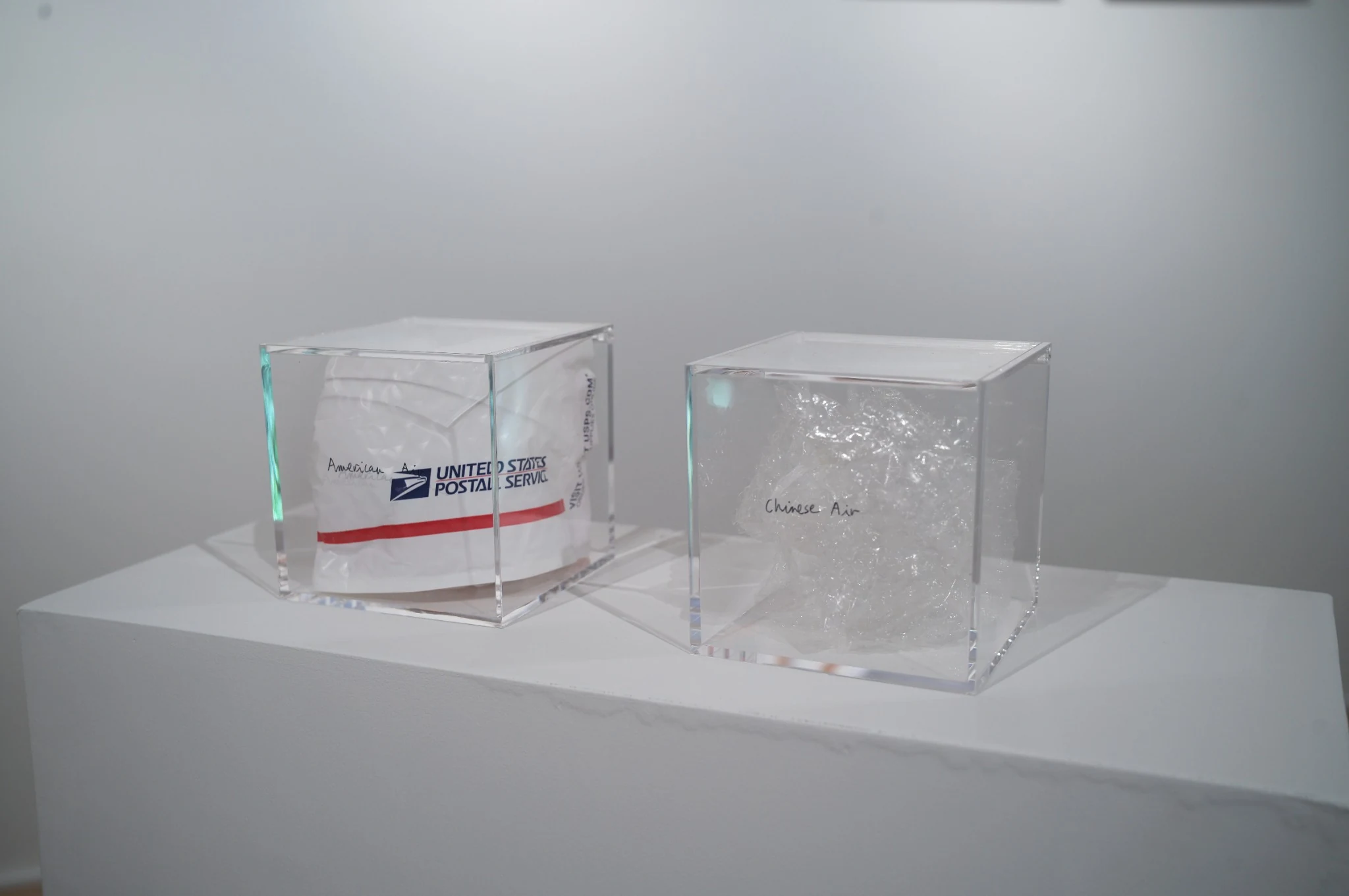 American Air and Chinese Air, diptych at LMNO, Brussels, 2026